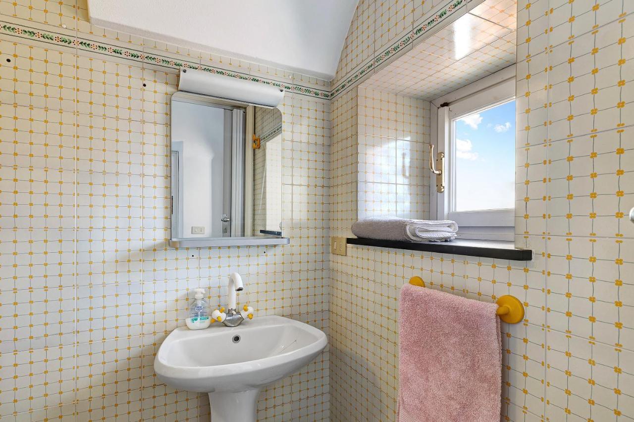 Apartament Residenza Stoechas White Albenga Zewnętrze zdjęcie