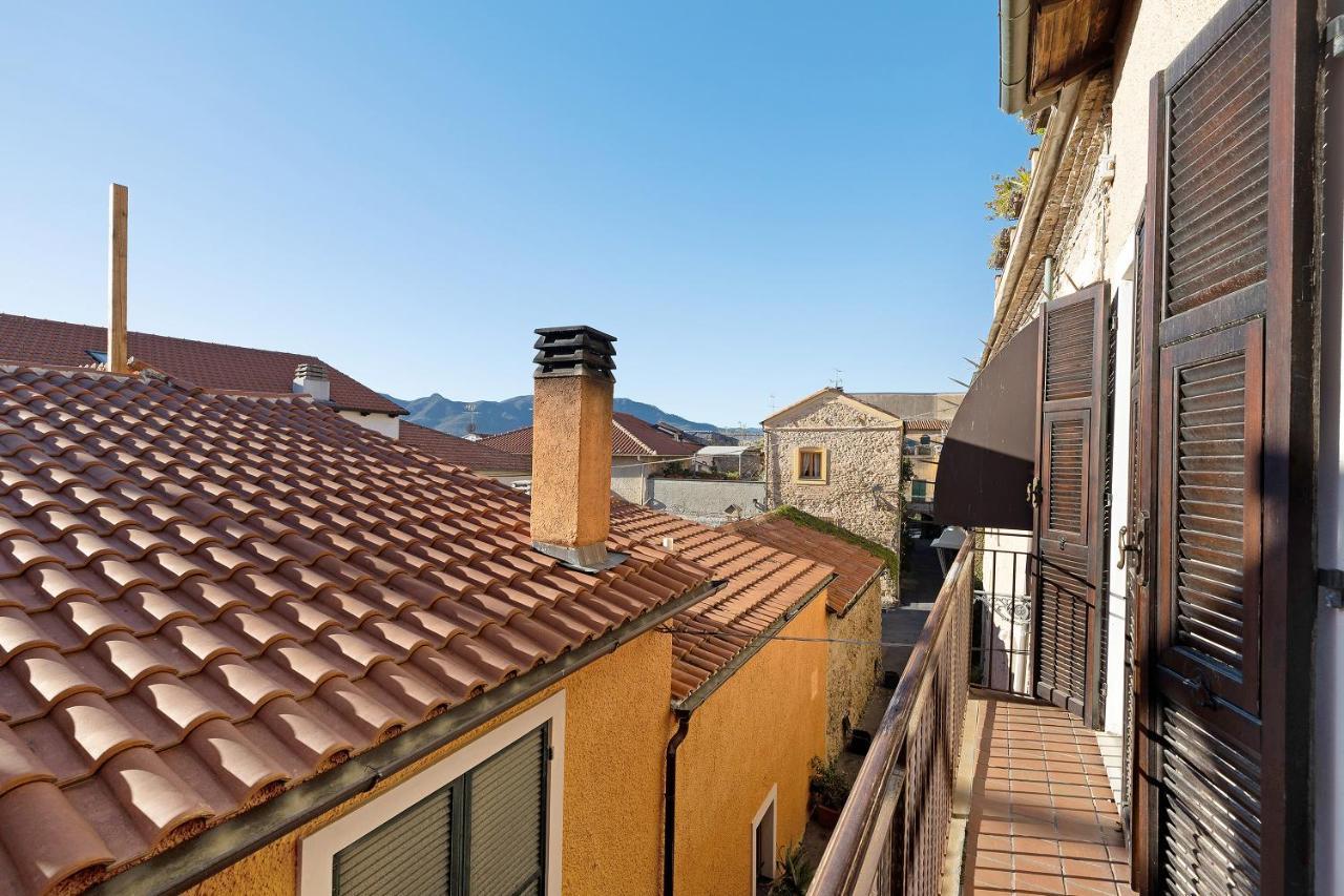 Apartament Residenza Stoechas White Albenga Zewnętrze zdjęcie